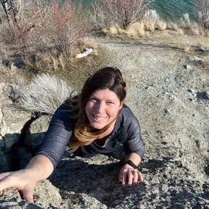 Meet your Posher, Laura